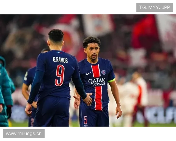 巴黎圣日耳曼防线频频被打穿，体系崩坏背景下防守稳定性面临考验